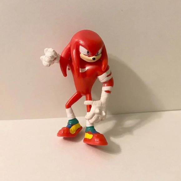 Sonic the Hedgehog Knuckles  PVC Mini Figure 2 Inch Tall Toy - Picture 1 of 8